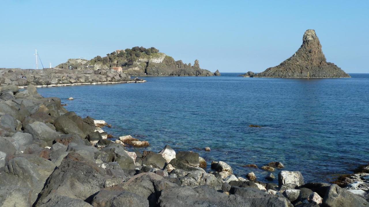 Apartament Sea Breeze Acitrezza Aci Castello Zewnętrze zdjęcie