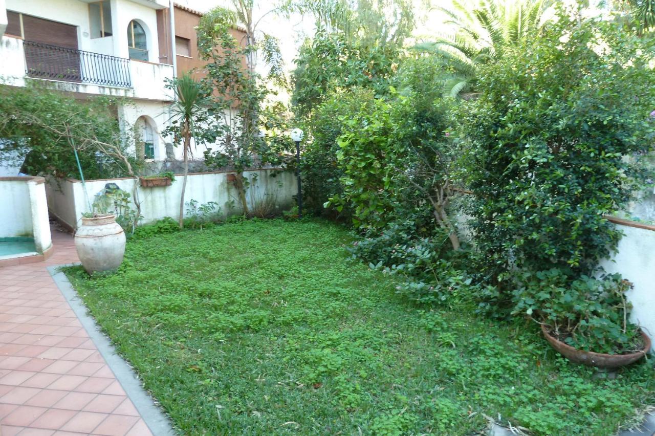 Apartament Sea Breeze Acitrezza Aci Castello Zewnętrze zdjęcie